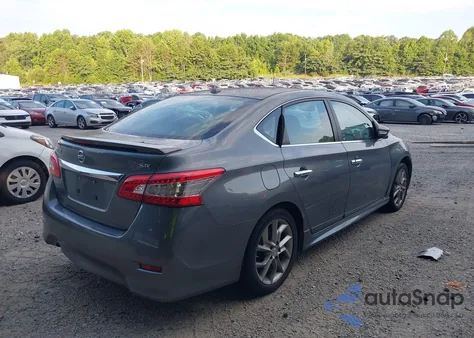 2015 Nissan Sentra Sr z USA, uszkodzony, nr VIN 3N1AB7AP4FY227020